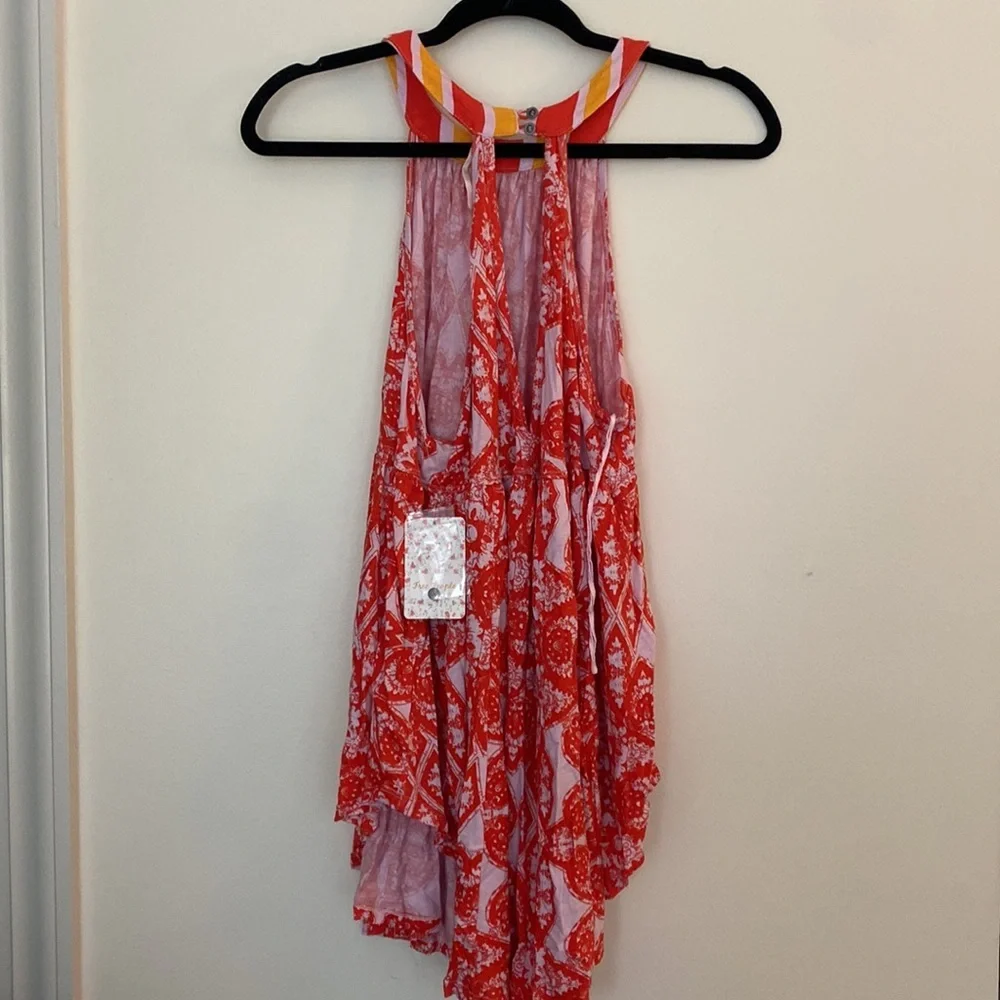 Free People Flowy Tank Top! Small NWT​ - Picture 2 of 4